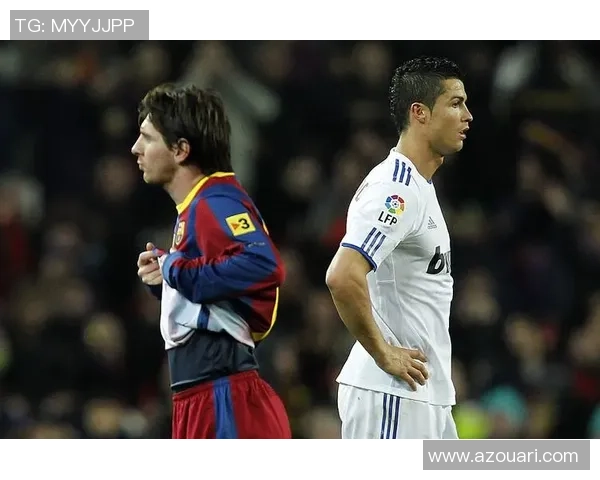 足球巨星锁屏背景精选，感受球场激情与明星风采的完美融合